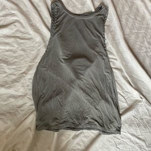 women’s gray tank top